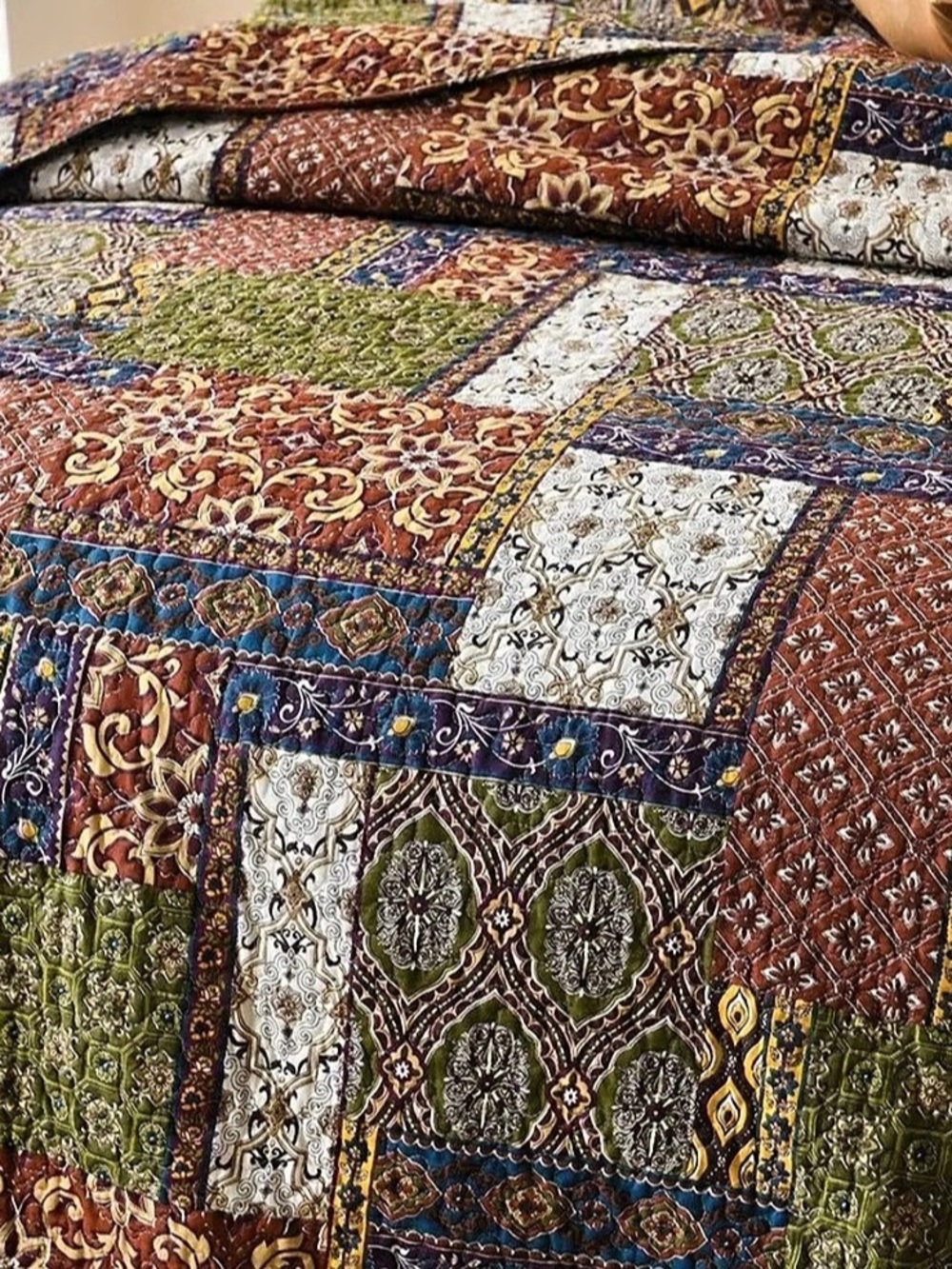 Multicolor Geometric Quilt - Picture 4 of 7
